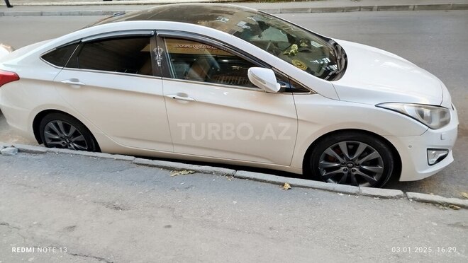 Hyundai i40 2012, 221,000 km - 2.0 l - Bakı