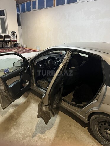 Ford Focus 2004, 200,000 km - 2.0 l - Gəncə