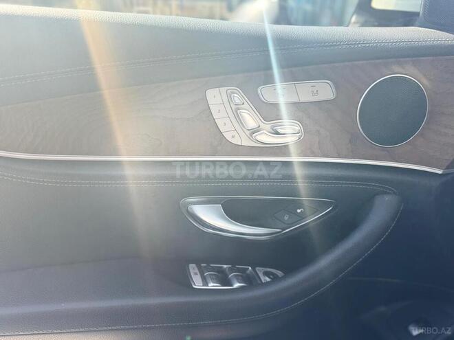 Mercedes E 220 d-7