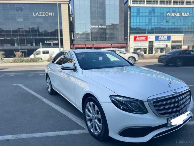 Mercedes E 220 d-2