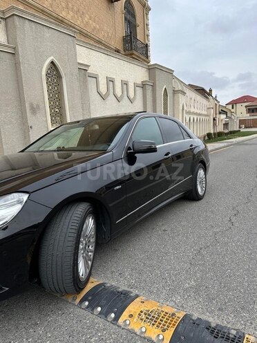Mercedes E 220 d 2010, 530,000 km - 2.2 l - Bakı