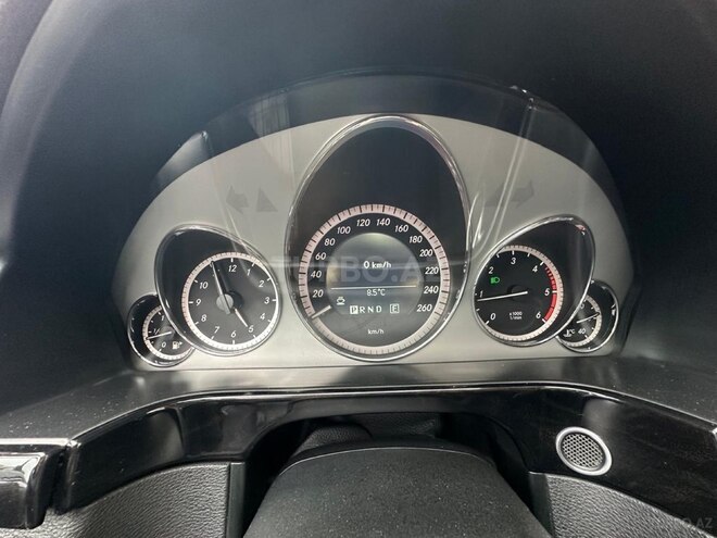 Mercedes E 220 d 2010, 530,000 km - 2.2 l - Bakı