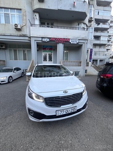Kia Carnival-15