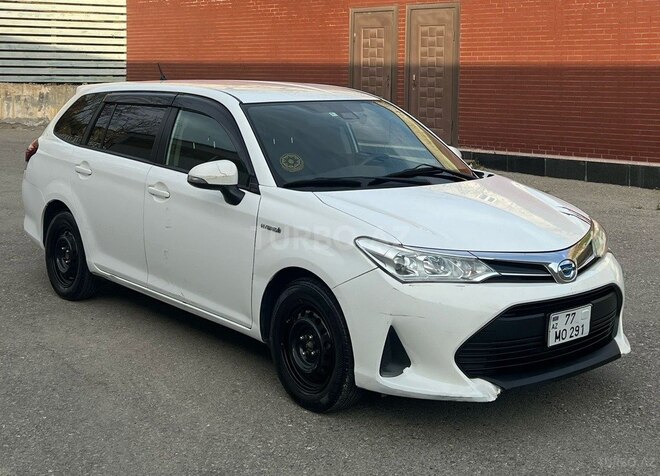 Toyota Corolla Fielder 2018, 145,600 km - 1.5 л - Bakı