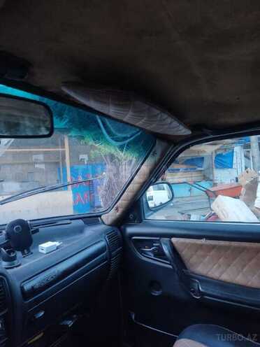 GAZ 3110 2002, 311,000 km - 2.4 l - İmişli