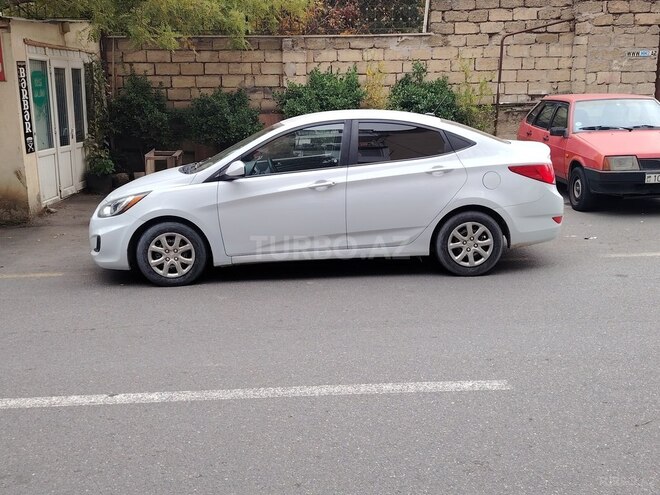 Hyundai Accent 2017, 244,620 km - 1.6 л - Bakı