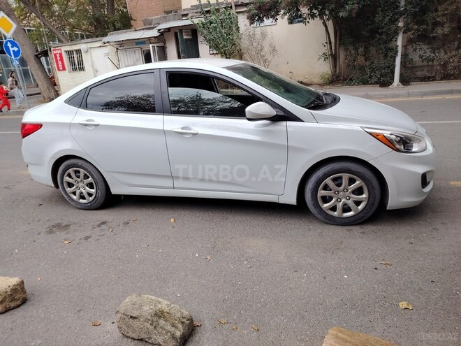 Hyundai Accent 2017, 244,620 km - 1.6 л - Bakı