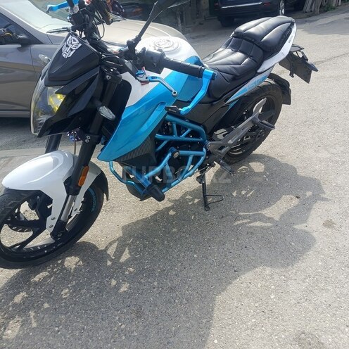 CFMOTO 150 NK-2