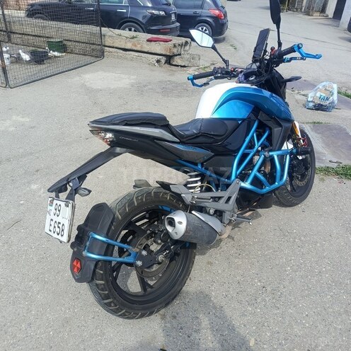 CFMOTO 150 NK-4