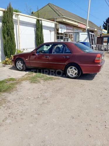 Mercedes C 200 1996, 230,000 km - 2.0 л - Bakı