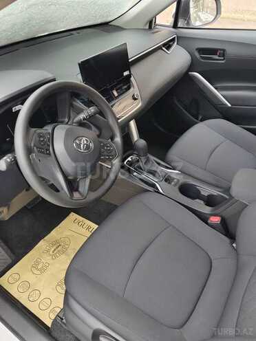 Toyota Corolla Cross 2024, 0 km - 2.0 л - Bakı