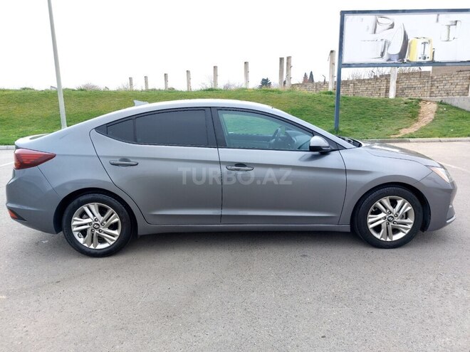 Hyundai Elantra 2018, 64,000 km - 2.0 l - Bakı