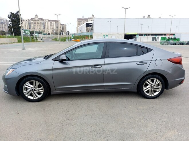 Hyundai Elantra 2018, 64,000 km - 2.0 l - Bakı