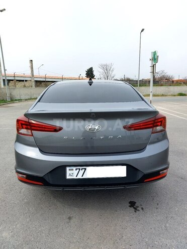 Hyundai Elantra 2018, 64,000 km - 2.0 l - Bakı