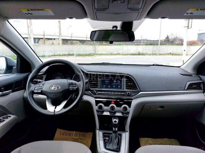 Hyundai Elantra 2018, 64,000 km - 2.0 l - Bakı