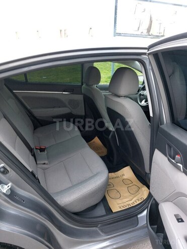 Hyundai Elantra 2018, 64,000 km - 2.0 l - Bakı