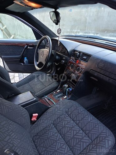Mercedes C 250 d 1995, 350,000 km - 2.5 l - Bakı