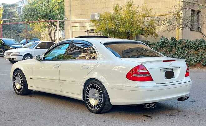 Mercedes E 320 2003, 250,000 km - 3.2 l - Bakı