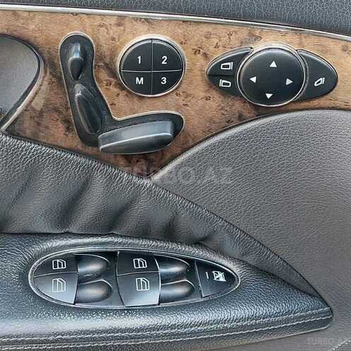 Mercedes E 320 2003, 250,000 km - 3.2 l - Bakı