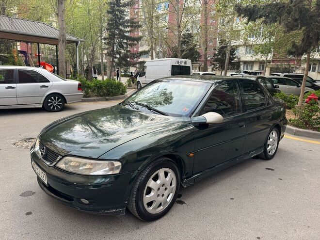 Opel Vectra 1999, 437,000 km - 2.0 l - Bakı