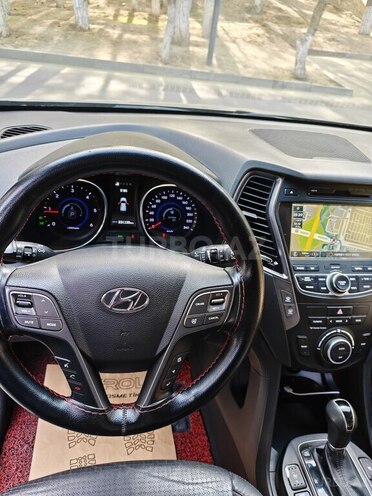 Hyundai Santa Fe-9