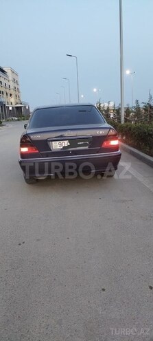 Mercedes C 220 d 1999, 147,000 km - 2.2 l - Tovuz