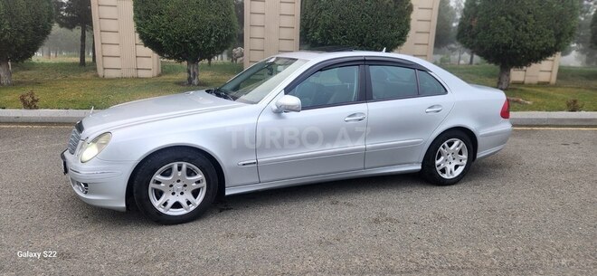 Mercedes E 220 d 2006, 281,000 km - 2.2 л - Gəncə
