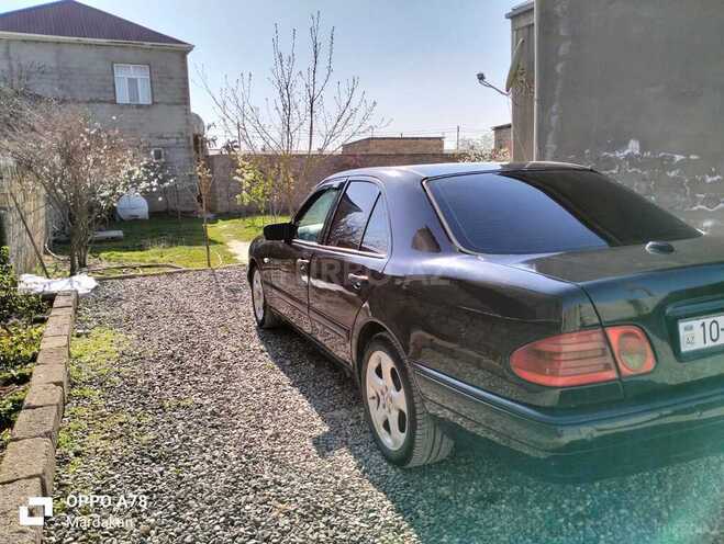 Mercedes E 220 d 1996, 295,000 km - 2.2 l - Bakı