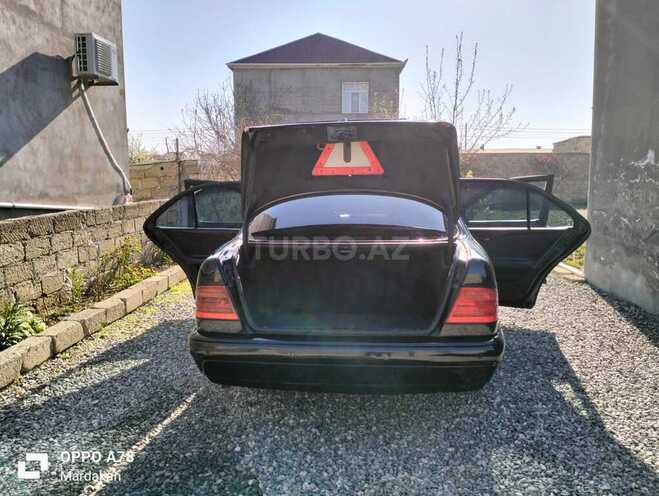 Mercedes E 220 d 1996, 295,000 km - 2.2 l - Bakı