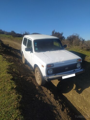 LADA (VAZ) Niva 1991, 200,000 km - 1.6 л - Lerik
