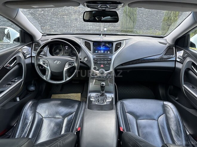 Hyundai Grandeur 2015, 200,000 km - 2.2 l - Bakı