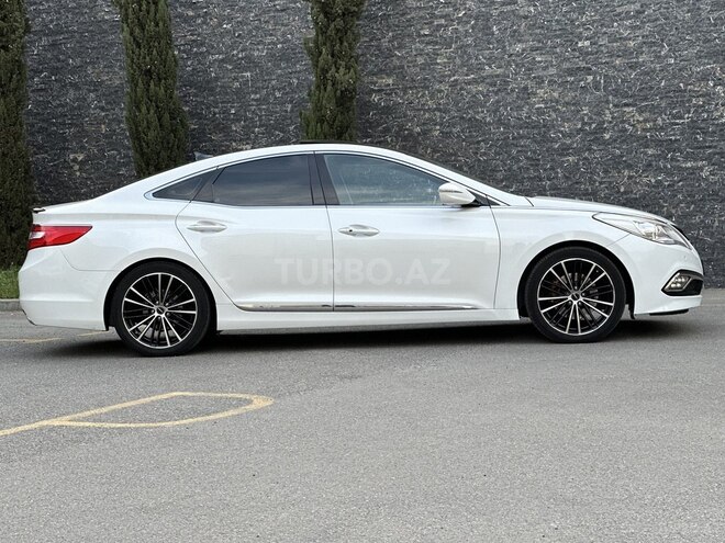 Hyundai Grandeur 2015, 200,000 km - 2.2 l - Bakı