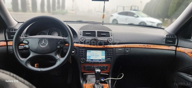 Mercedes E 220 d 2006, 281,000 km - 2.2 л - Gəncə