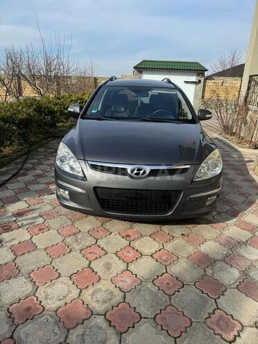 Hyundai i30 2008, 296,000 km - 2.0 l - Şəki