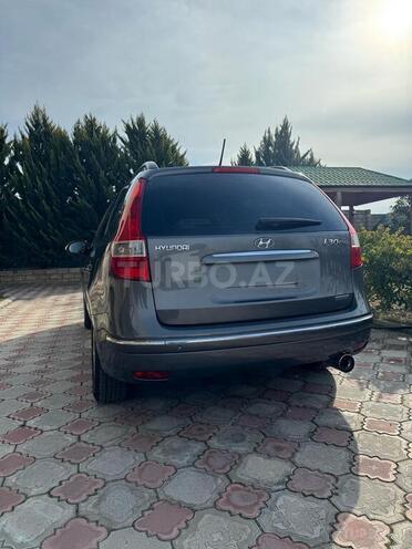 Hyundai i30 2008, 296,000 km - 2.0 l - Şəki