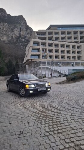 Mercedes C 180 2000, 322,214 km - 1.8 l - Siyəzən