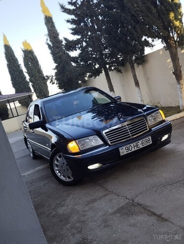 Mercedes C 180 2000, 322,214 km - 1.8 l - Siyəzən