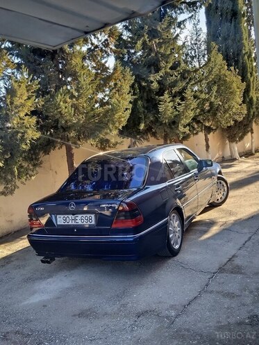 Mercedes C 180 2000, 322,214 km - 1.8 l - Siyəzən