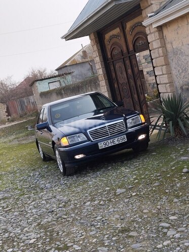 Mercedes C 180 2000, 322,214 km - 1.8 l - Siyəzən