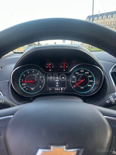 Chevrolet Cruze-13