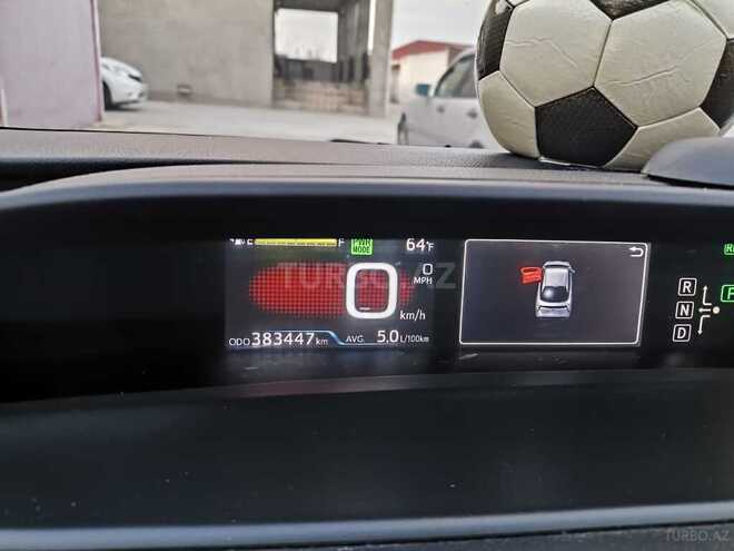 Toyota Prius 2016, 385,000 km - 1.8 l - Bakı