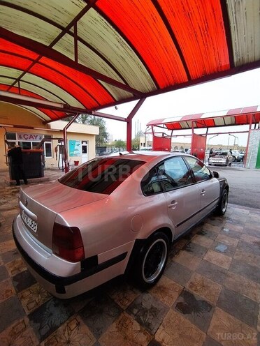 Volkswagen Passat 1998, 340,000 km - 2.0 l - Gəncə