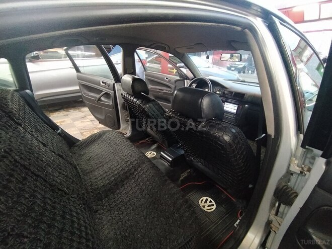 Volkswagen Passat 1998, 340,000 km - 2.0 l - Gəncə