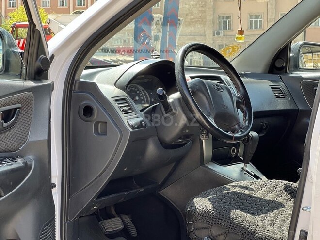 Hyundai Tucson 2008, 185,000 km - 2.0 l - Naxçıvan