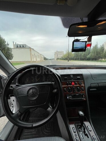 Mercedes C 240 1997, 230,000 km - 2.4 l - Ağdaş