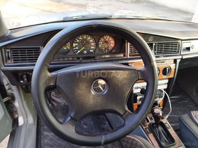 Mercedes 190 1992, 686,000 km - 1.8 l - Neftçala