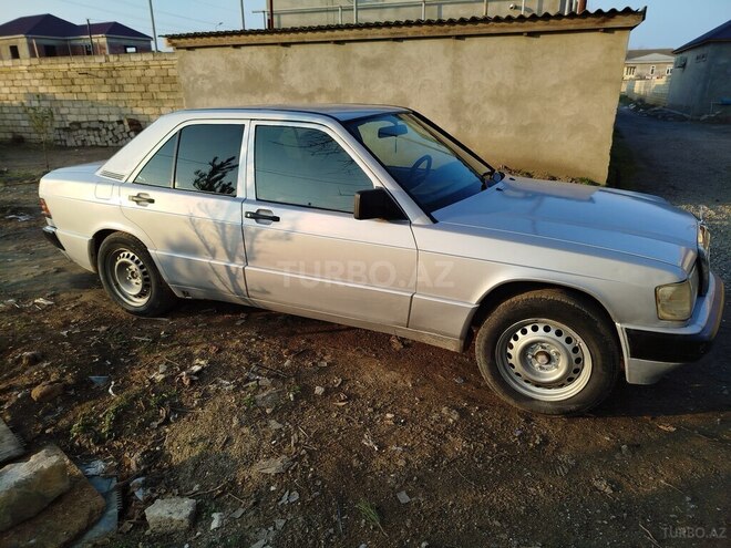 Mercedes 190 1992, 686,000 km - 1.8 l - Neftçala