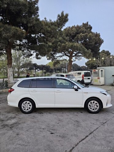 Toyota Corolla Fielder 2019, 90,000 km - 1.5 l - Bakı