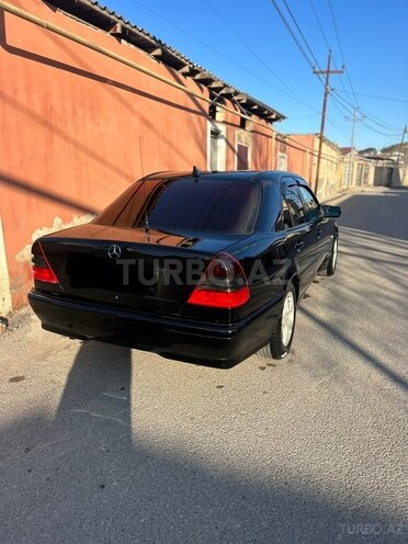 Mercedes C 200 2000, 352,000 km - 2.0 л - Bakı