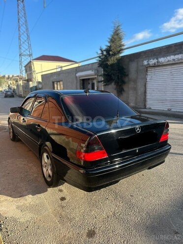 Mercedes C 200 2000, 352,000 km - 2.0 л - Bakı